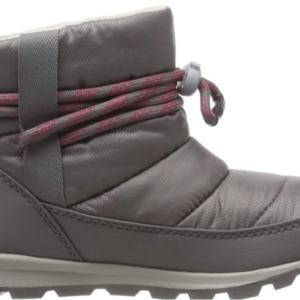 Sorel Whitney Short Snow Boot 

US  Size 9.5